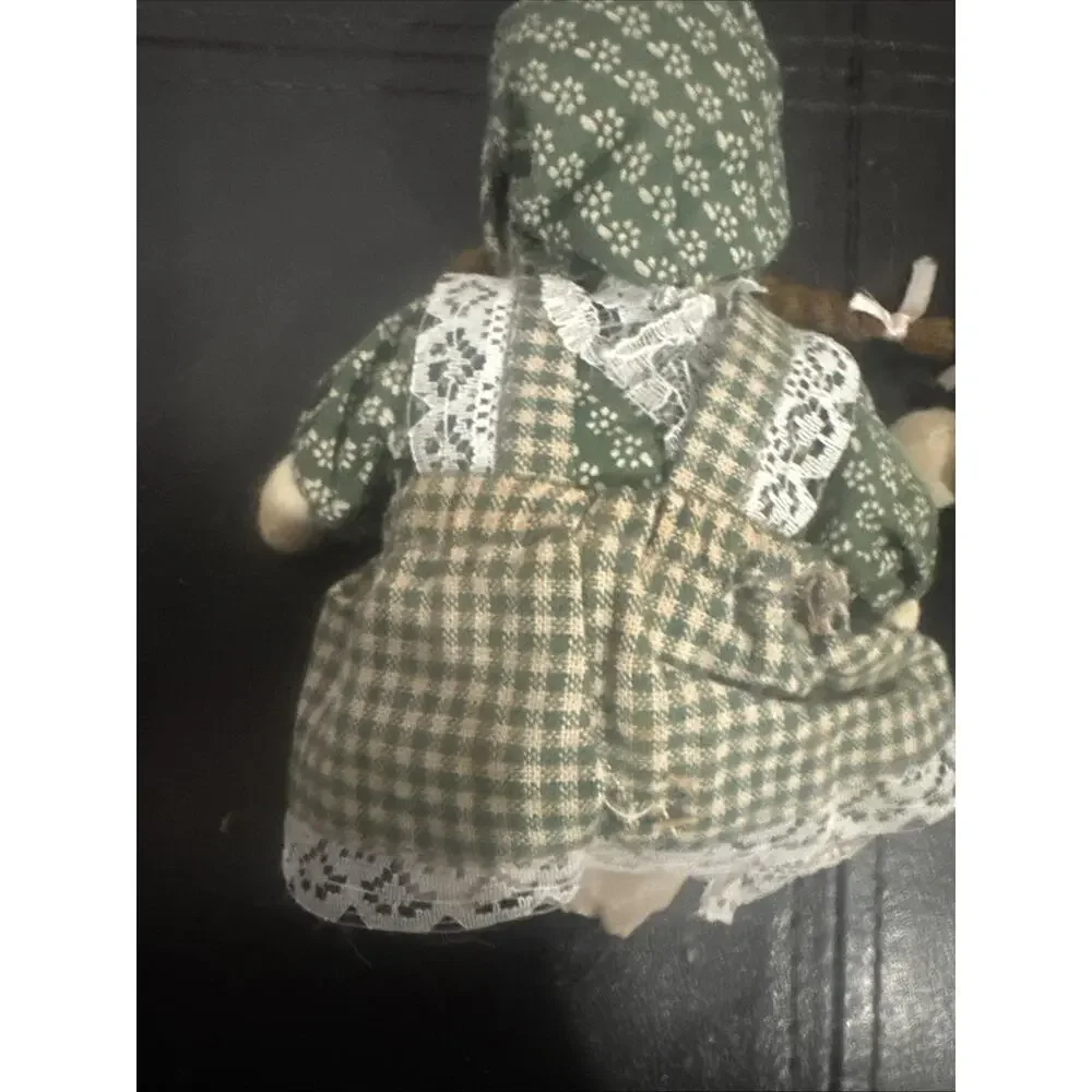 5” Lot of 2 Vintage Porcelain Head Cloth Body Country Dolls Farmhouse Decor Pair